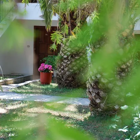 公寓 圣卡塔利娜公寓 Kalyves Polygyrou