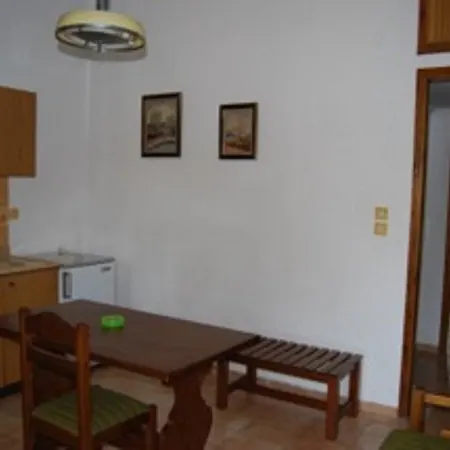 公寓 圣卡塔利娜公寓 Kalyves Polygyrou