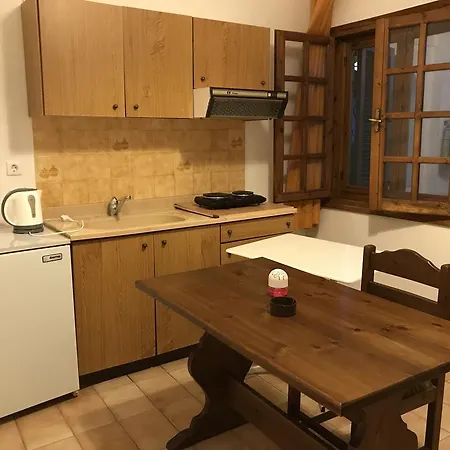 圣卡塔利娜公寓 公寓 Kalyves Polygyrou